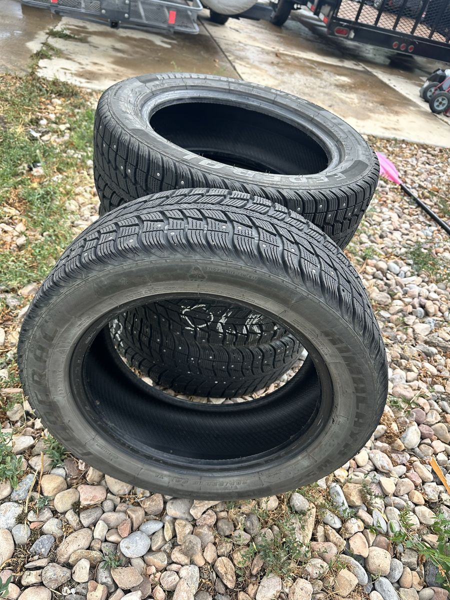 Set of 4 Federal tires 