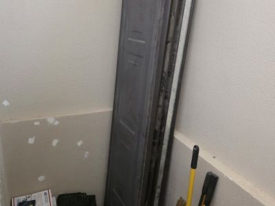 4 Panel 9x8 Garage Door with Rails and Spring