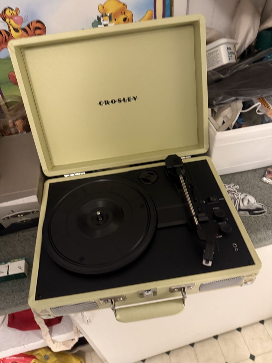 Crosley vinyl record player 