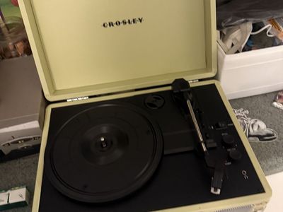 Crosley vinyl record player