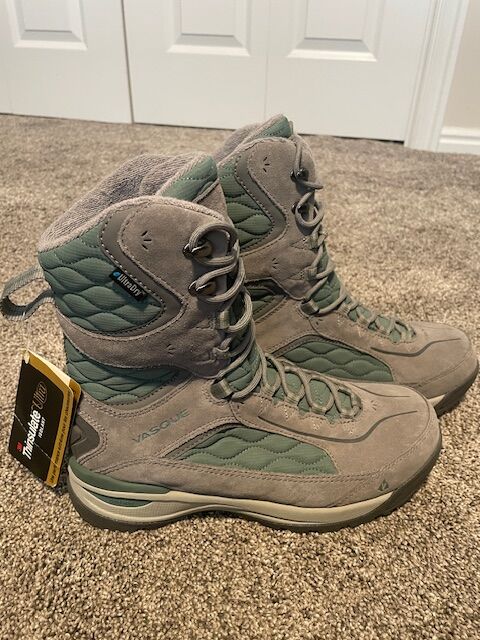 Vasque Thinsulate UltraDry Cold-Hold Women’s Hiking Boots Size 8-Mid Top – Brand New