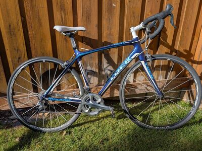 Beautiful blue Trek Madone 5.1 Carbon Size 52 Ulte