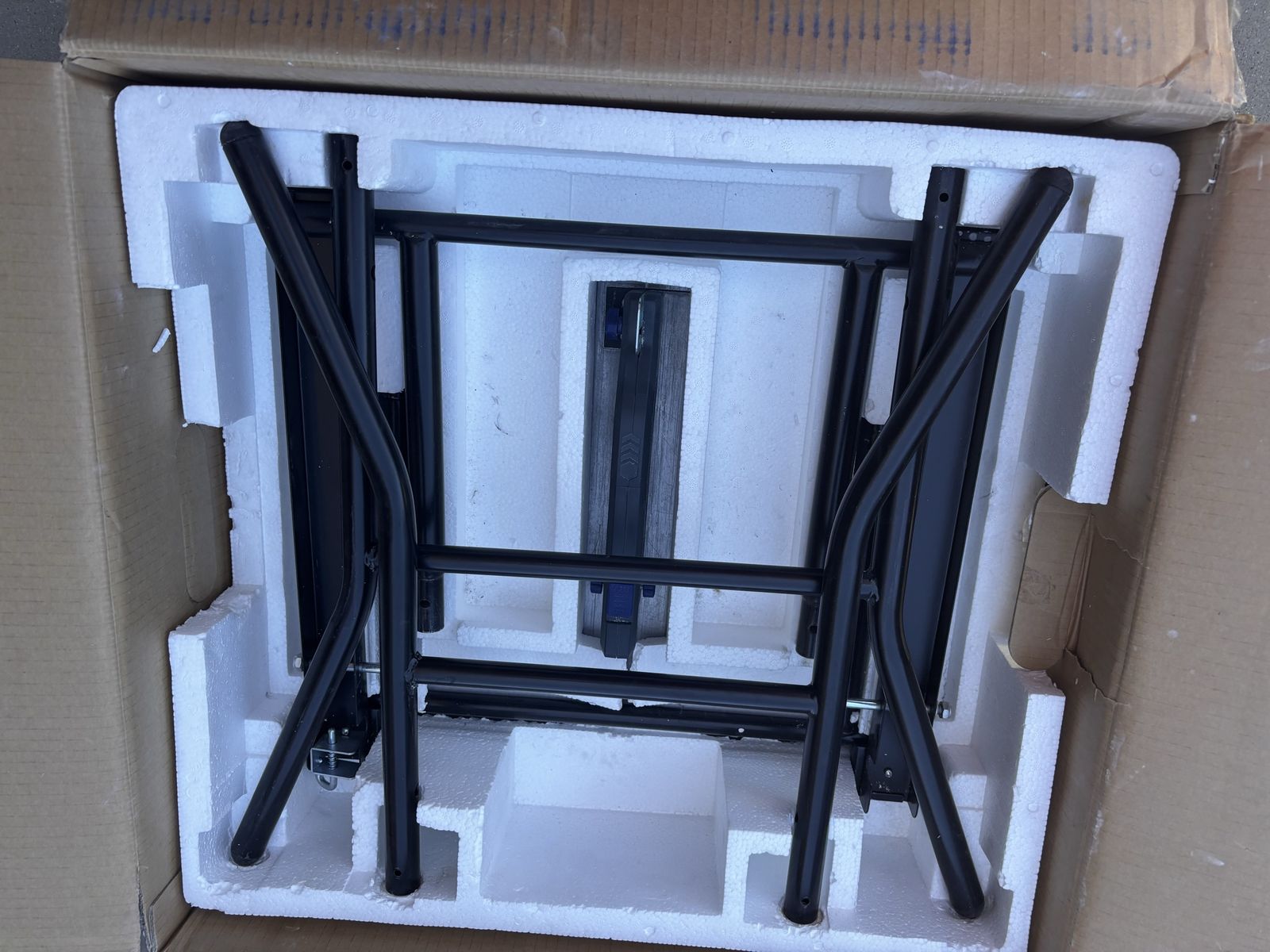 Main image 6