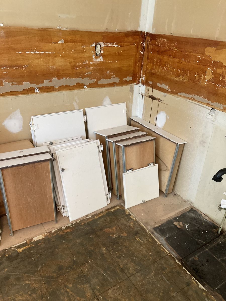 Used Kitchen Cabinet Doors & Drawer Fronts - Mixed Sizes, White Finish - Great for DIY Projects