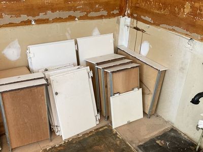 Used Kitchen Cabinet Doors & Drawer Fronts - Mixed Sizes, White Finish - Great for DIY Projects