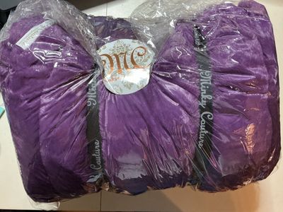 Minky Coutour Grande "Hug" Blanket - NEW