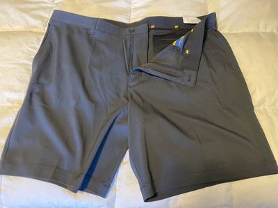 Jack Nicklaus stretch golf short, black size 40- new (no tags) $20