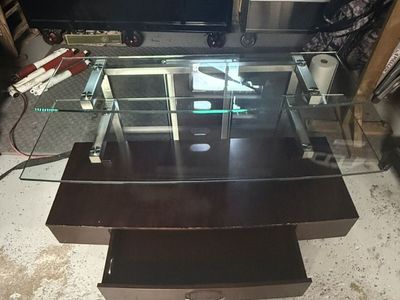 Tv Stand W/shelves And Drawer