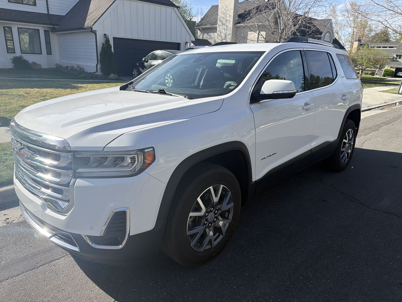 2023 GMC Acadia SLT-2