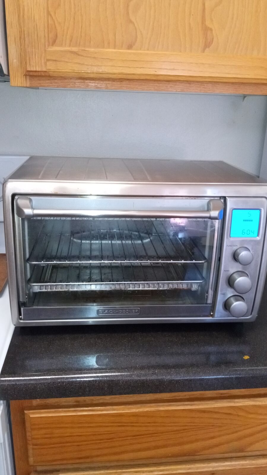 Crisp and bake countertop air fry oven convection black and Decker