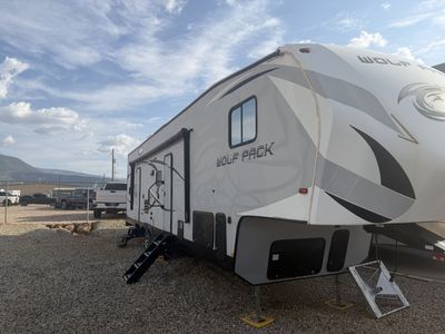 2017 Forest River Cherokee Wolf Pack 315PACK12 Toy Hauler