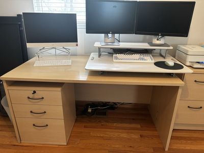 Office Desk & Filing Cabinets
