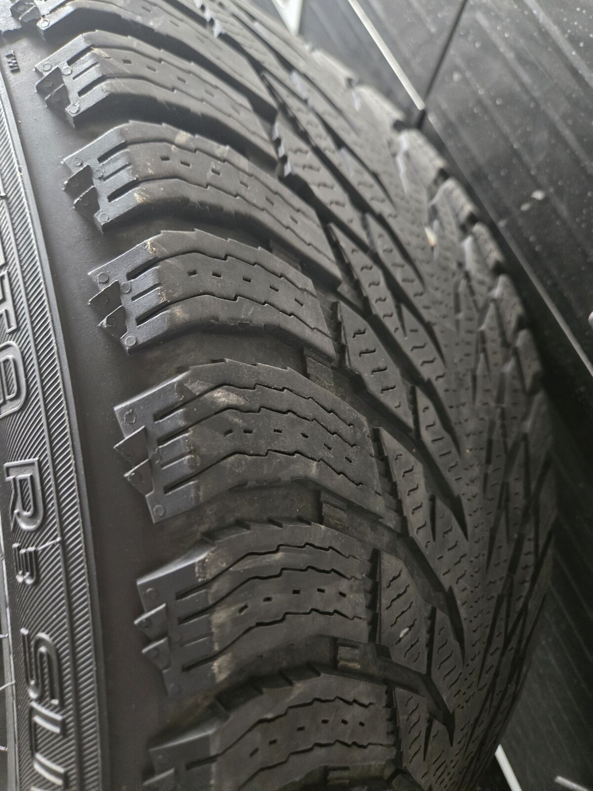 BMW X5/X6 winter Nokkian tires