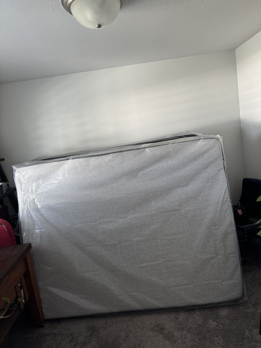 Brand New Queen Casper Mattress!