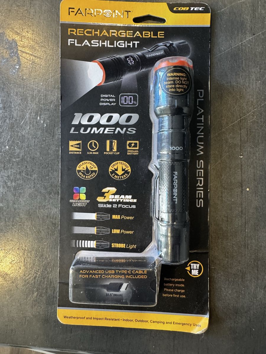 Farpoint COB Tec Platinum Series 1000 Lumen Rechargeable LED Flashlight