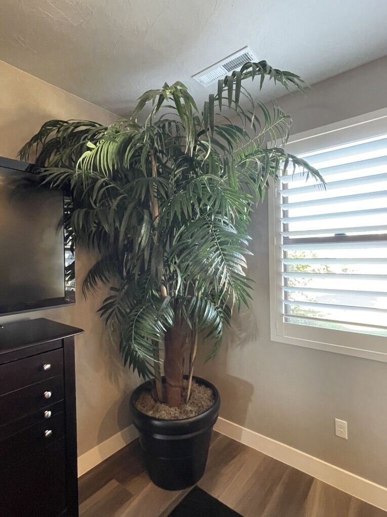 9' Artificial Areca Palm tree/potted silk Plant