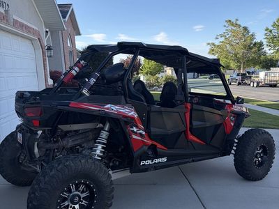 1000 XP Polaris RZR-For Rent