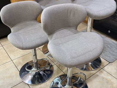 Set of 4 Modern Grey Fabric Swivel Bar Stools with Chrome Base