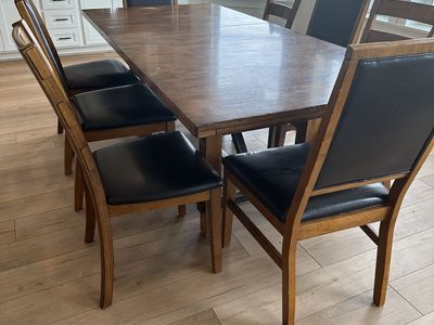Kitchen Table and Chairs