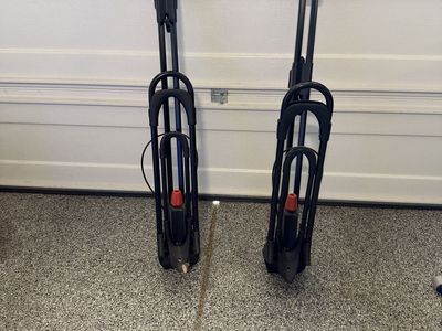 Yakima roof rack bike rack