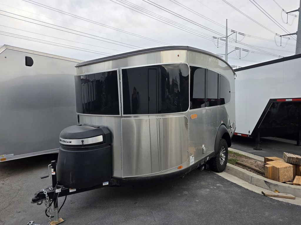 Basecamp® 20X Travel Trailer w/ Victron Solar Pkg Airstream 2021