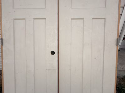 White Interior Bi-Fold Closet Doors - 32" Wide 78" Tall - 2 Panels