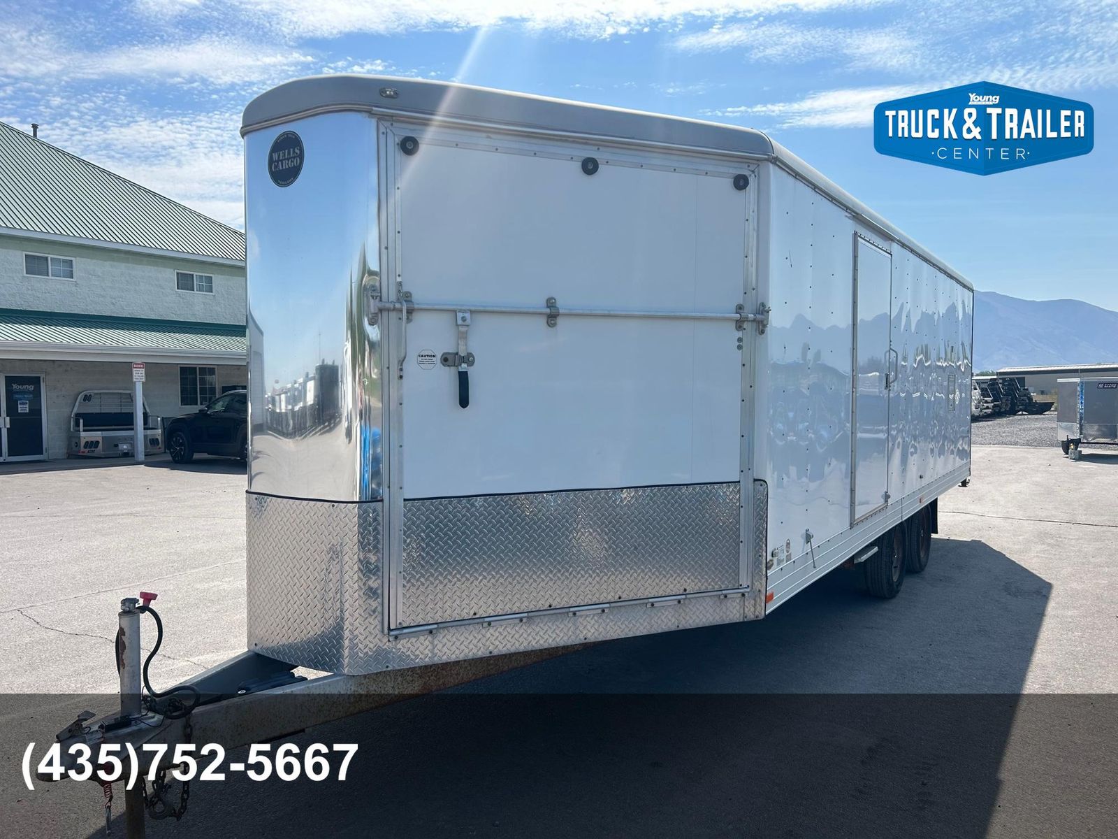 2013 Wells Cargo 27' Sled Trailer