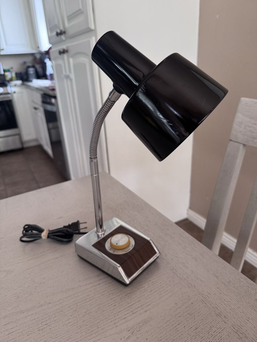 Modern vintage desk lamp 