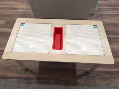 LEGO/whiteboard storage table