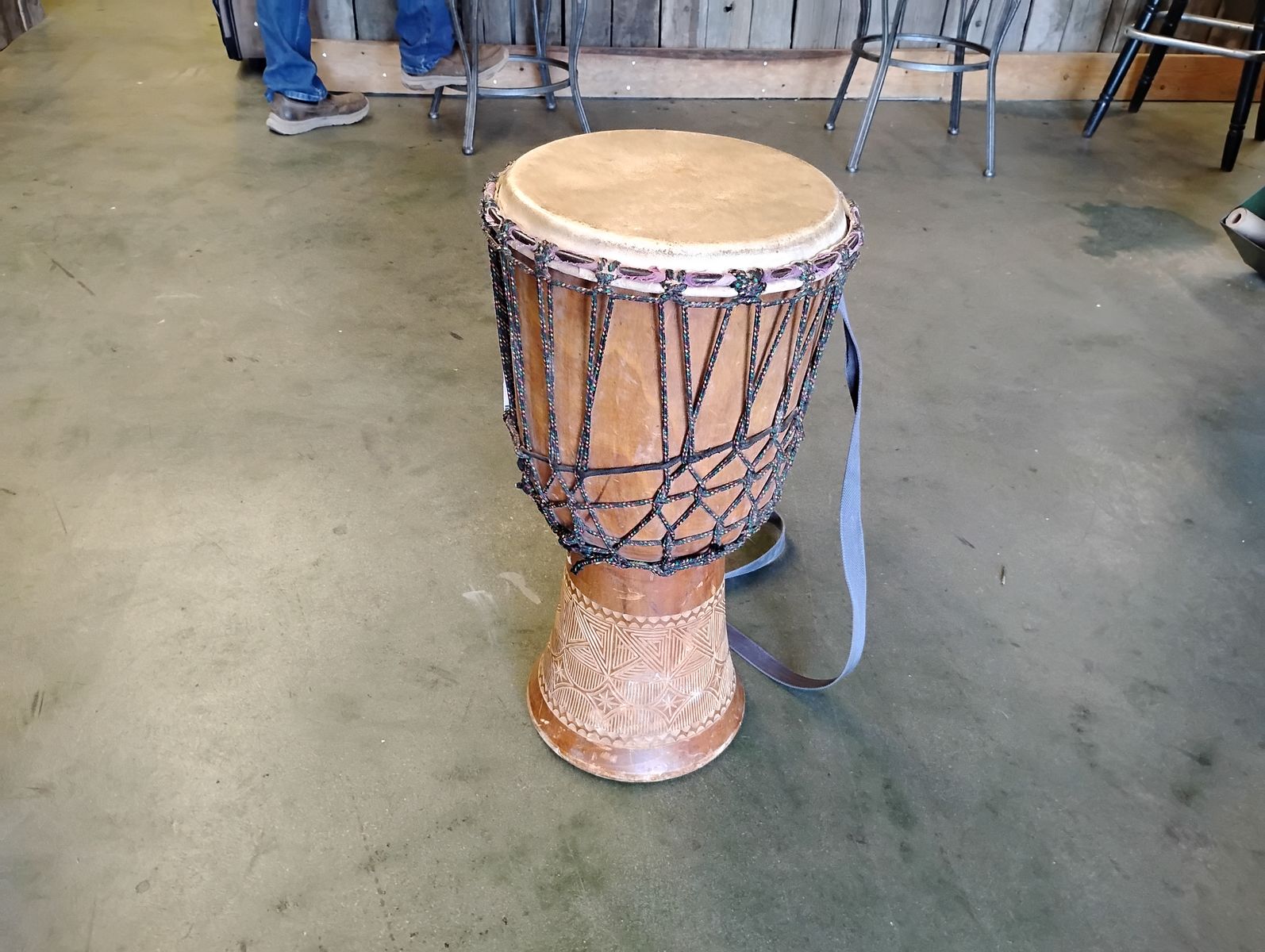 Sageman Djembe 24" x 11" Bongo Drum