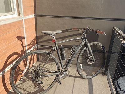 Poseidon - Medium Frame, Flat Bar, Disc Brakes, Water Bottle Holder