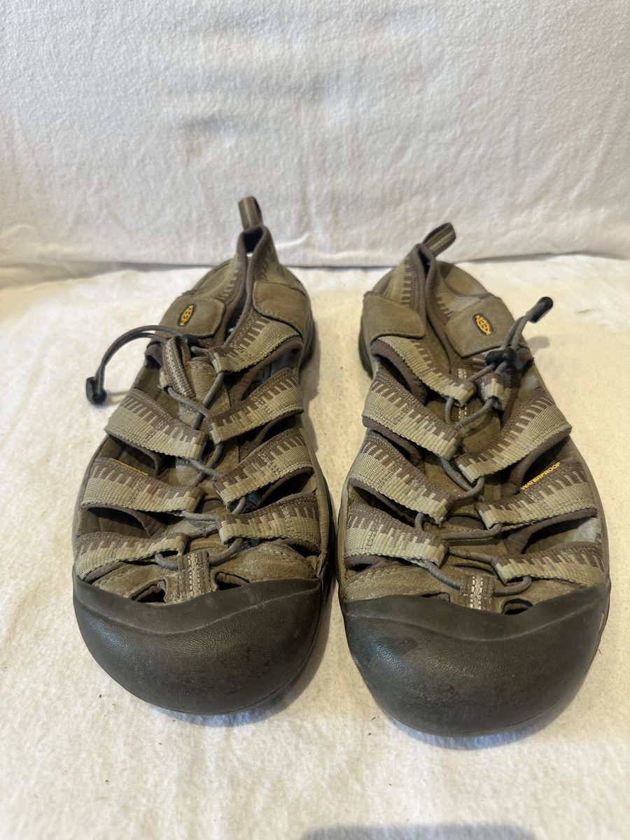 Keen Mens Size 12 Beige/Brown Wtrprf hiking Sandal
