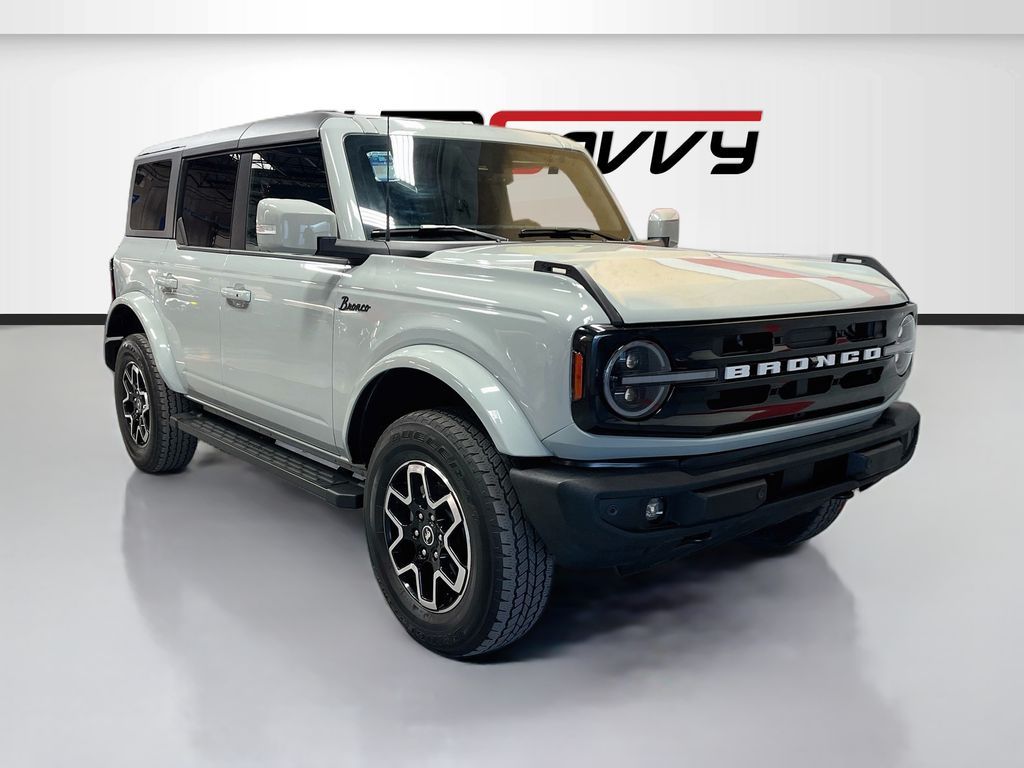 2024 Ford Bronco Outer Banks
