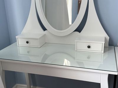 IKEA HEMNES Dressing table with mirror