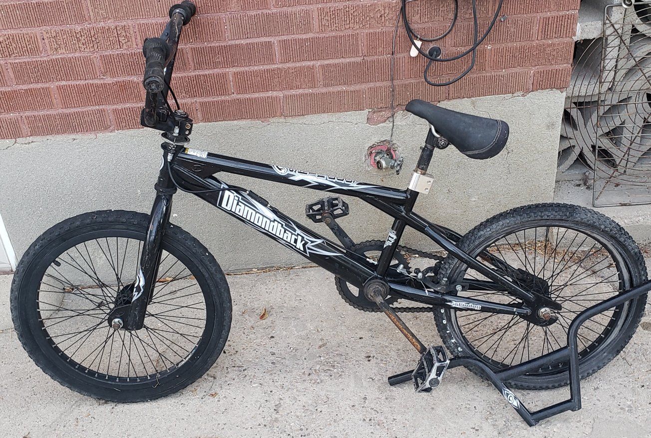 Diamondback skindog