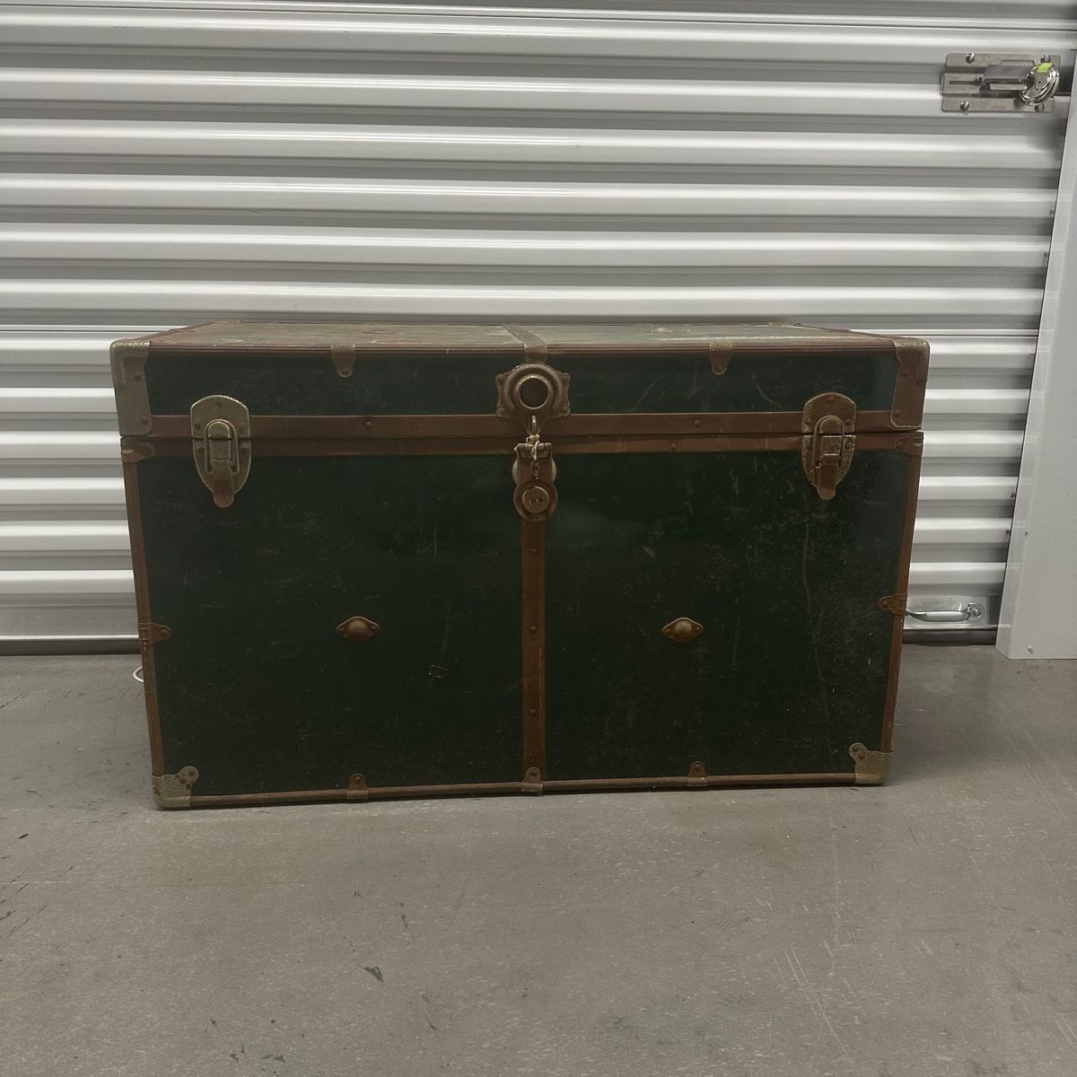 Vintage Green Storage Trunk / Decorative Chest