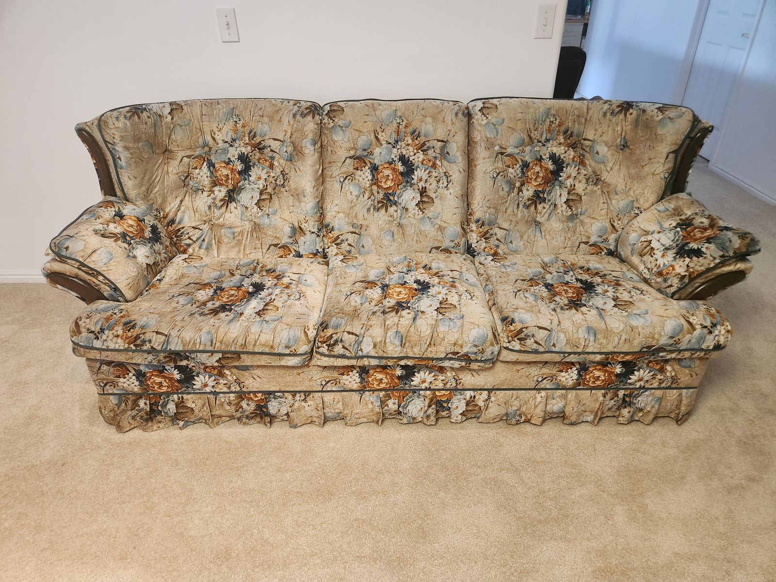 Free couch.