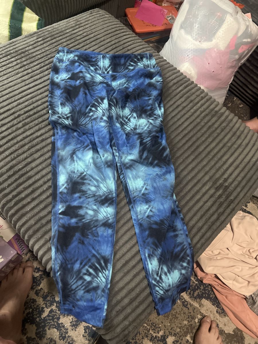 Blue Tie-Dye Athletic Leggings Size XL 16