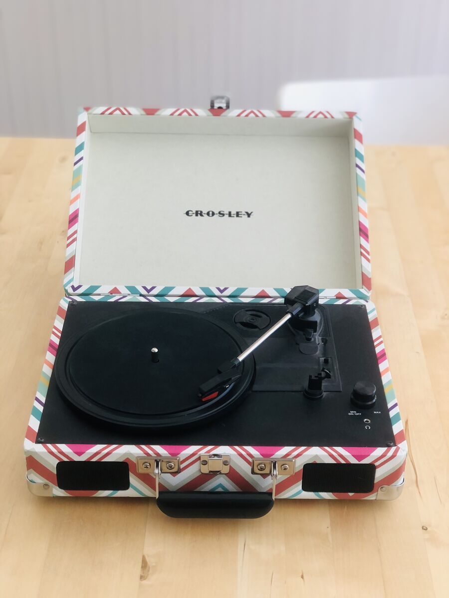 CROSLEY CRUISER PLUS VINTAGE INSPIRE TURNTABLE