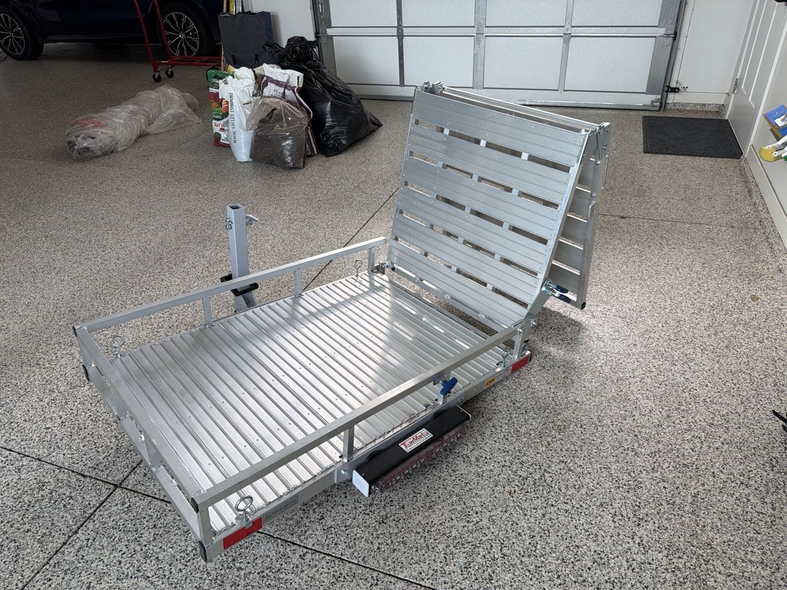 Brand-New Silver Spring Aluminum Carrier