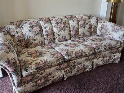 Vintage Floral Couches - Set of Two Sofas
