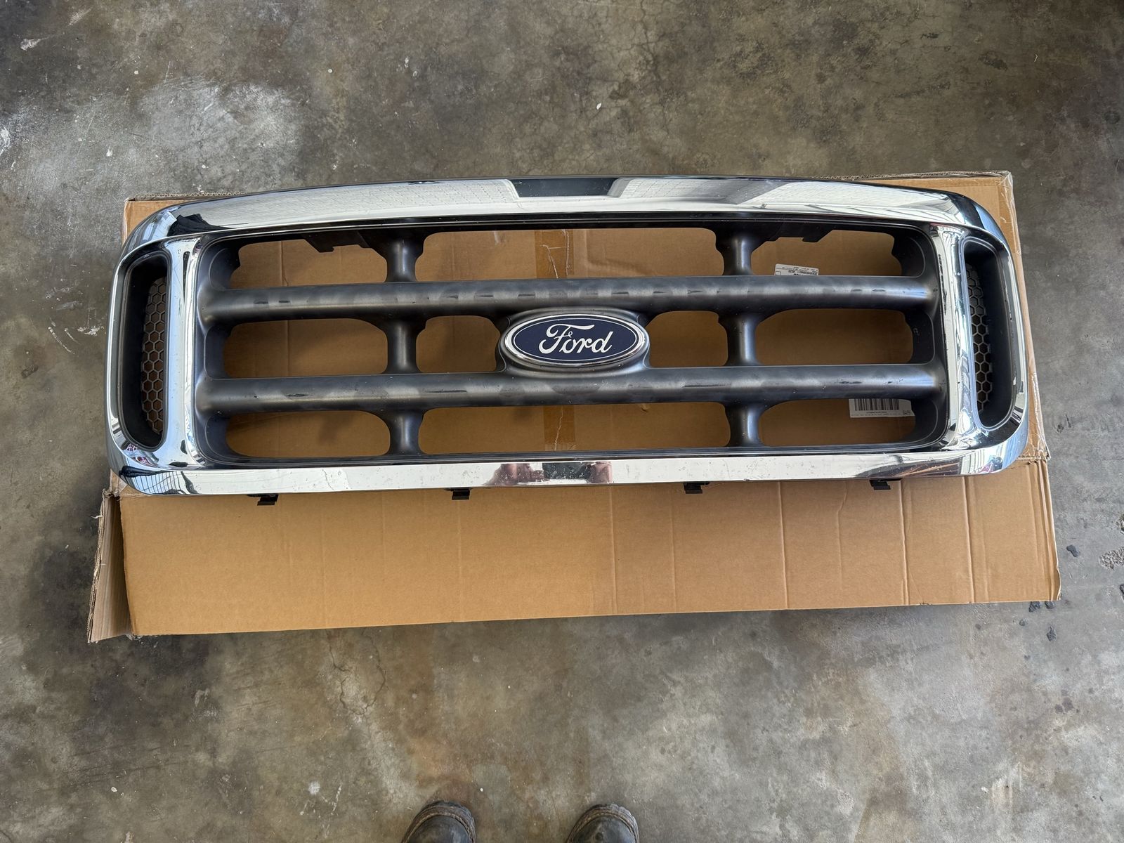 Ford grill 1999-2004 F250/350