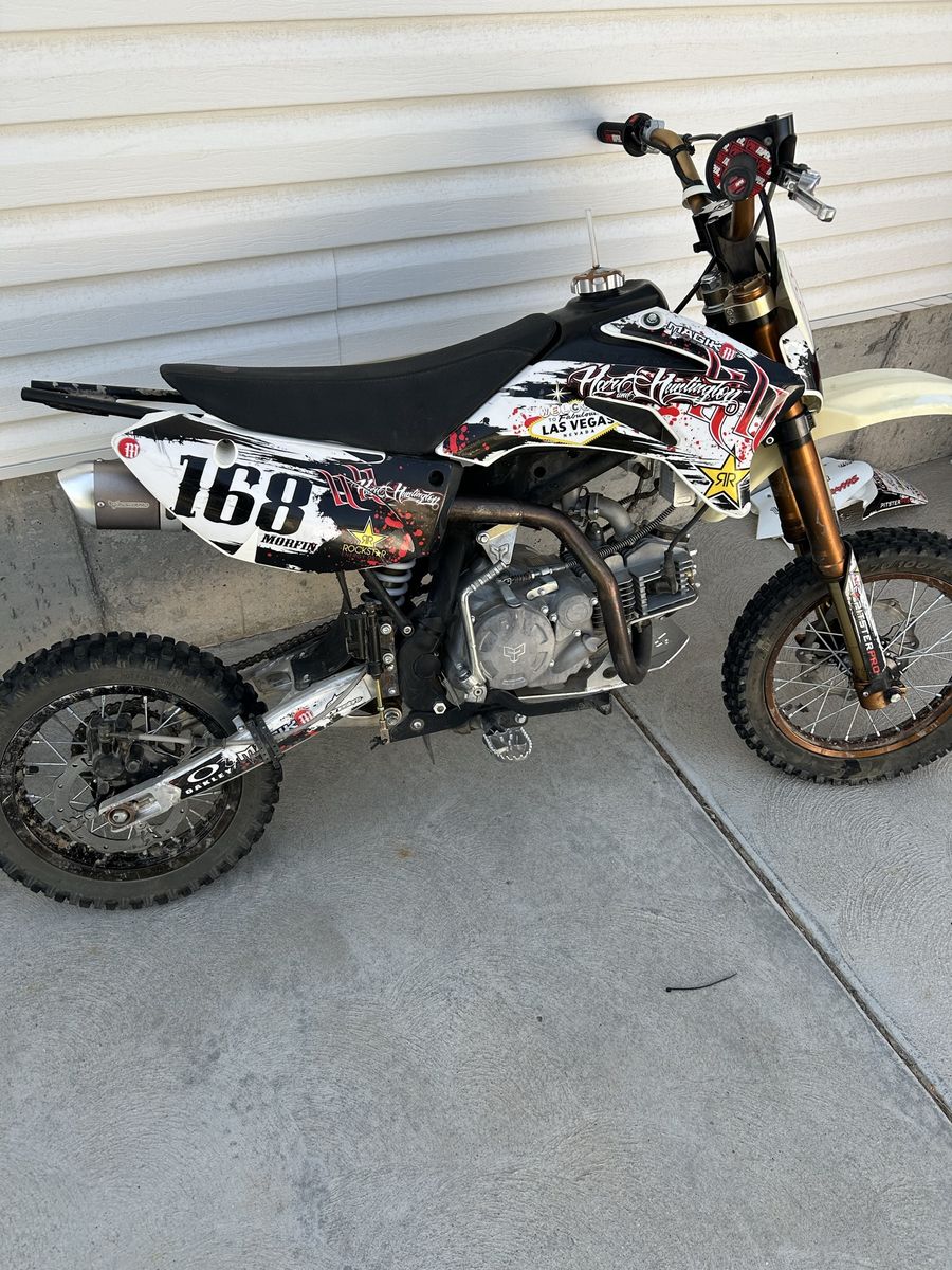 Pister Pro 125 pit bike