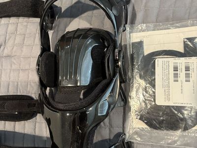 CTi Össur Custom Knee Brace with Patella Cup Kit Black