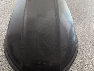 Yakima SkyBox 16 Carbonite
