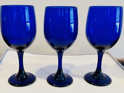 Libbey Premiere Cobalt Blue Wine Water Glasses Goblets 7.25" Vintage Stemware!!!