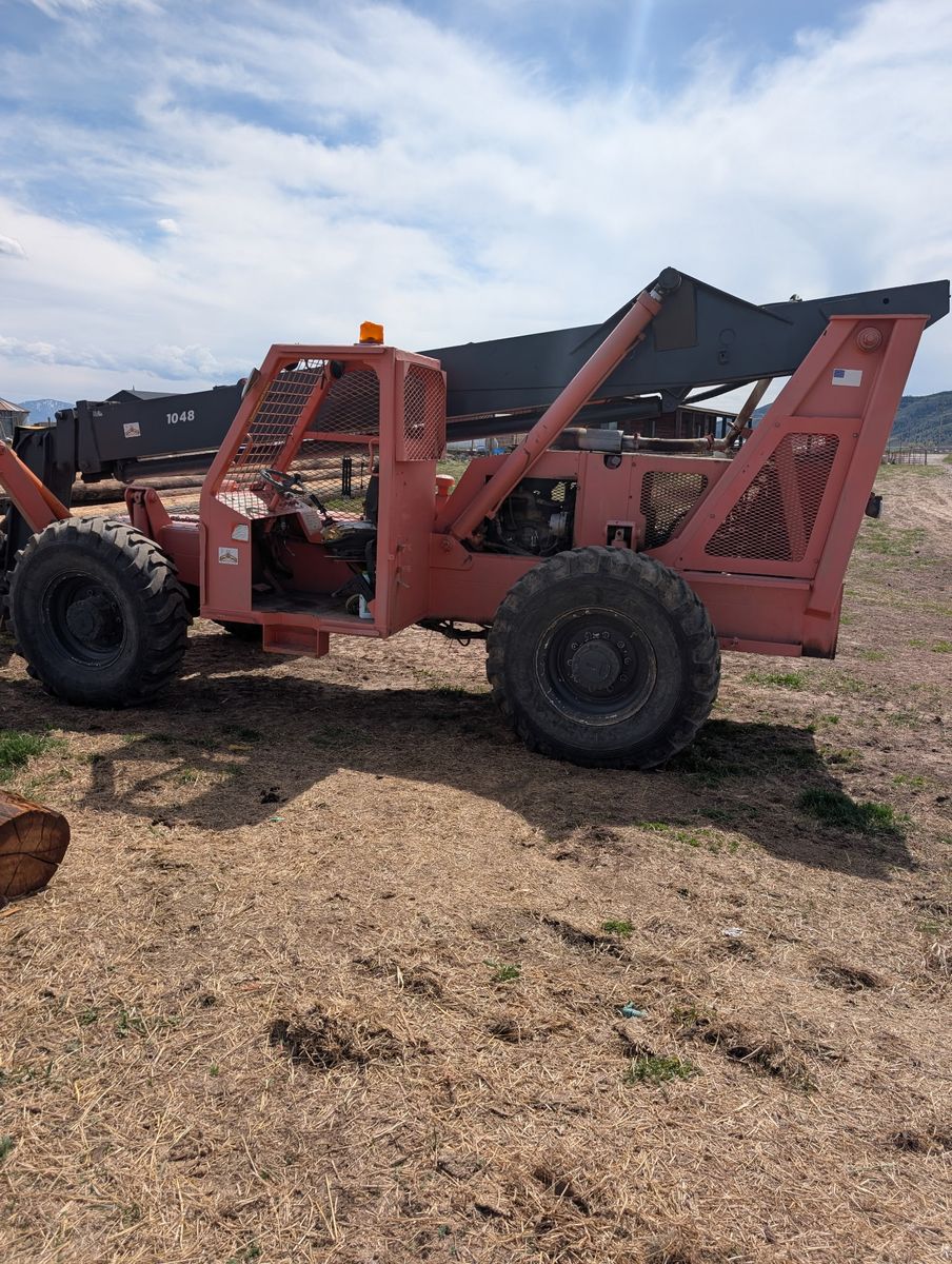 Heavy Equipment Rough Terrain Forklift Telehandler 1048