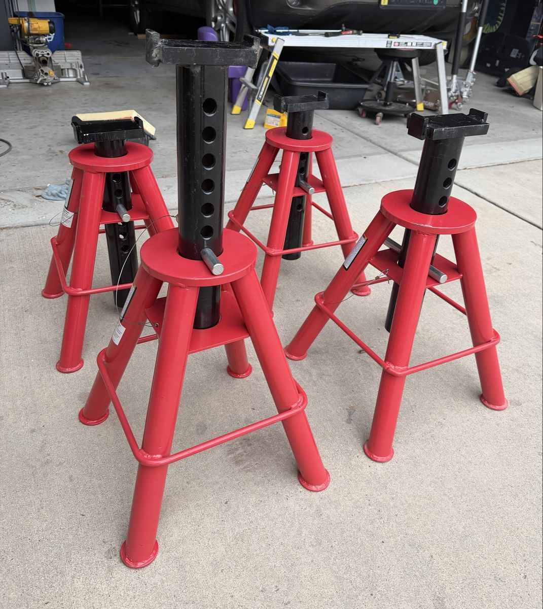 Sunex 10-Ton Medium Height Commercial Jack Stands (Set of 4)