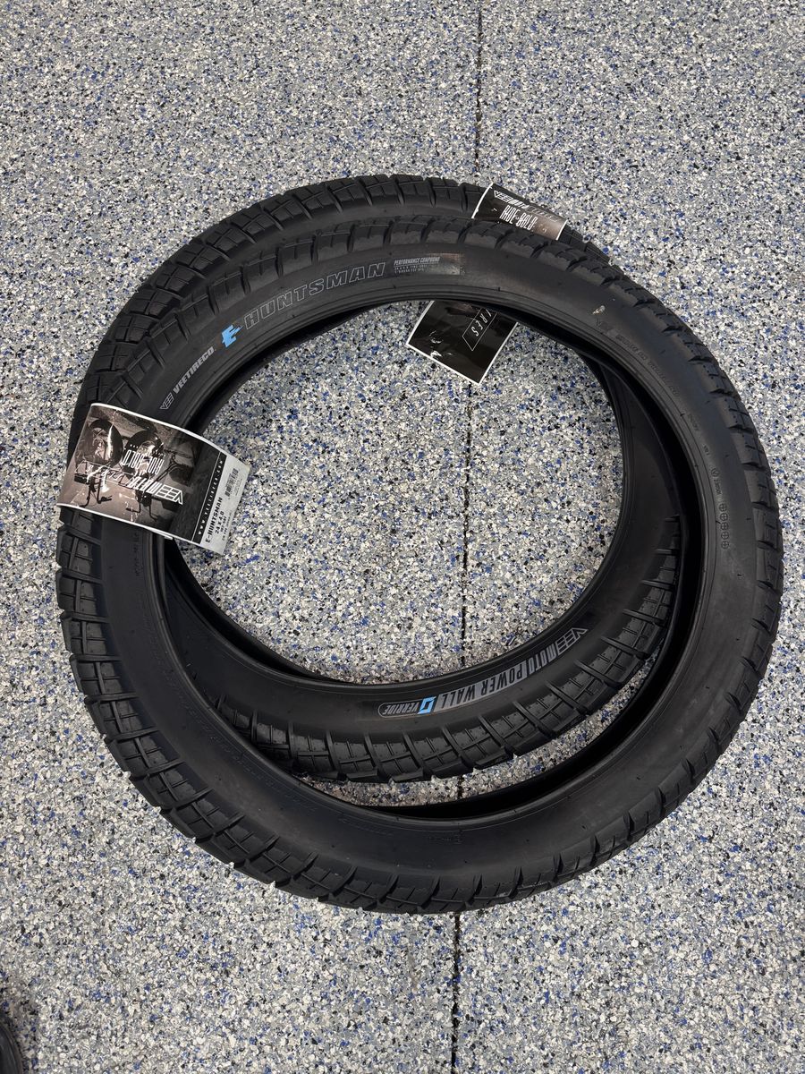 Vee Tire Co Huntsman 24x4.0 E-Bike Fat Tires (Pair)