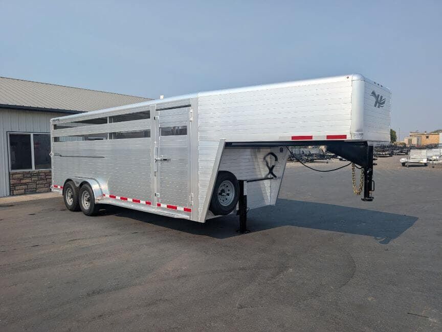 2027 Hillsboro Endura 7x20x6.8 Gooseneck Livestock Trailer 14.5K